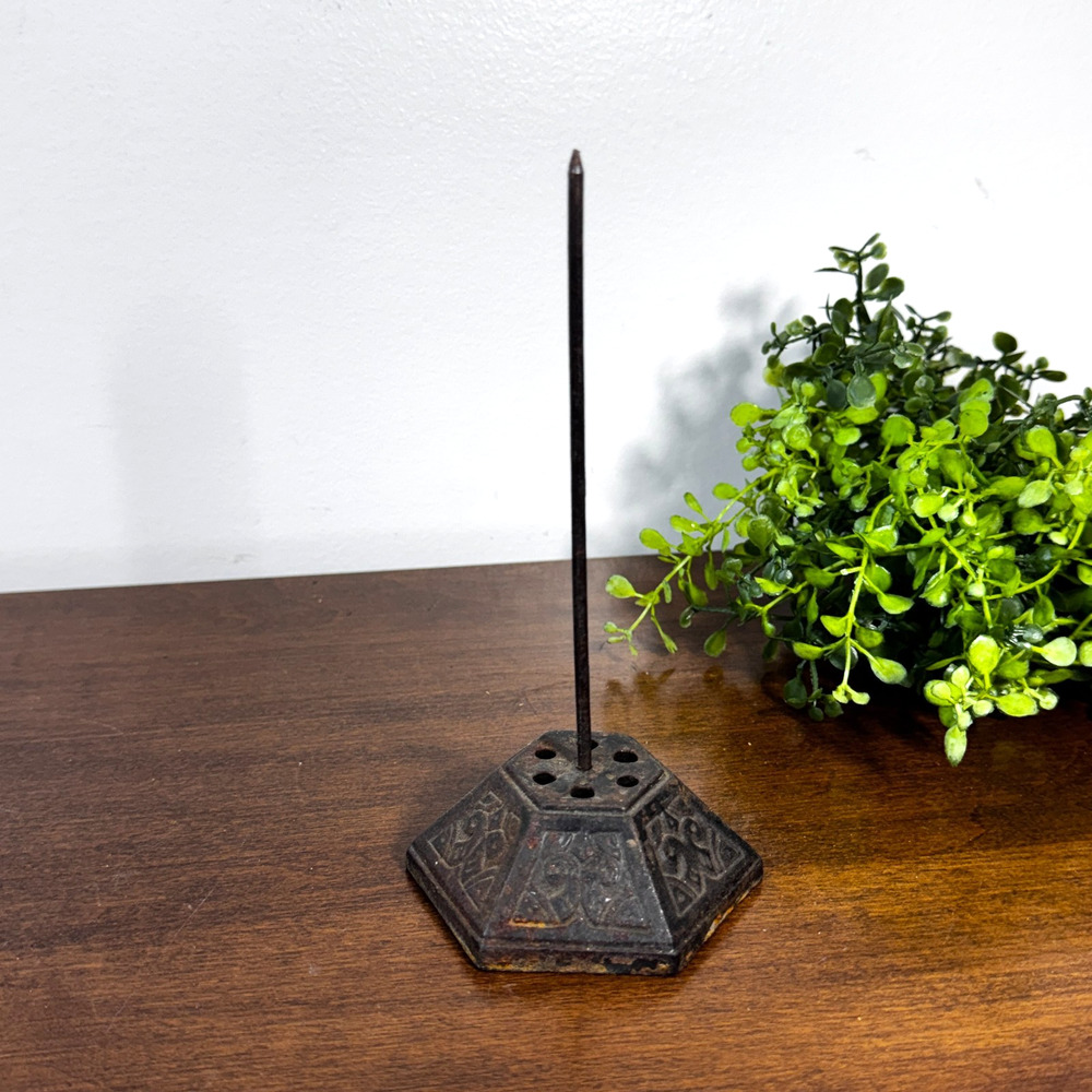 Vintage Cast Iron Receipt Spindle Ornate Base Heavy 6" Tall
